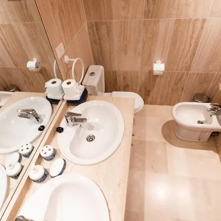 Penthouse En La Playa Del Duque Apartment