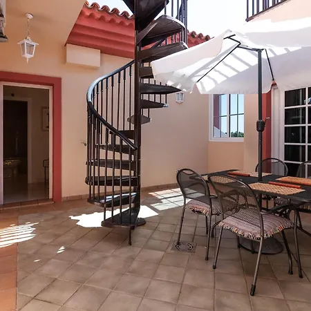 Penthouse En La Playa Del Duque Apartment